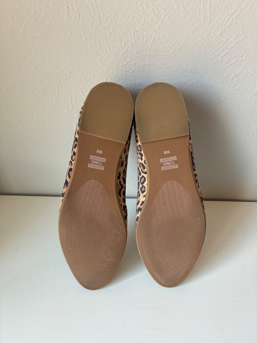 TOMS Leopard Print Flats | Women's 6 | New Without Box | NWOB - Picture 4 of 4